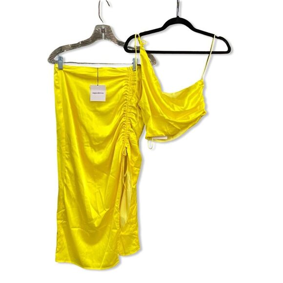 Superdown kristy ruched skirt set Yellow Dress satin two piece top Revolve XS - Picture 5 of 11